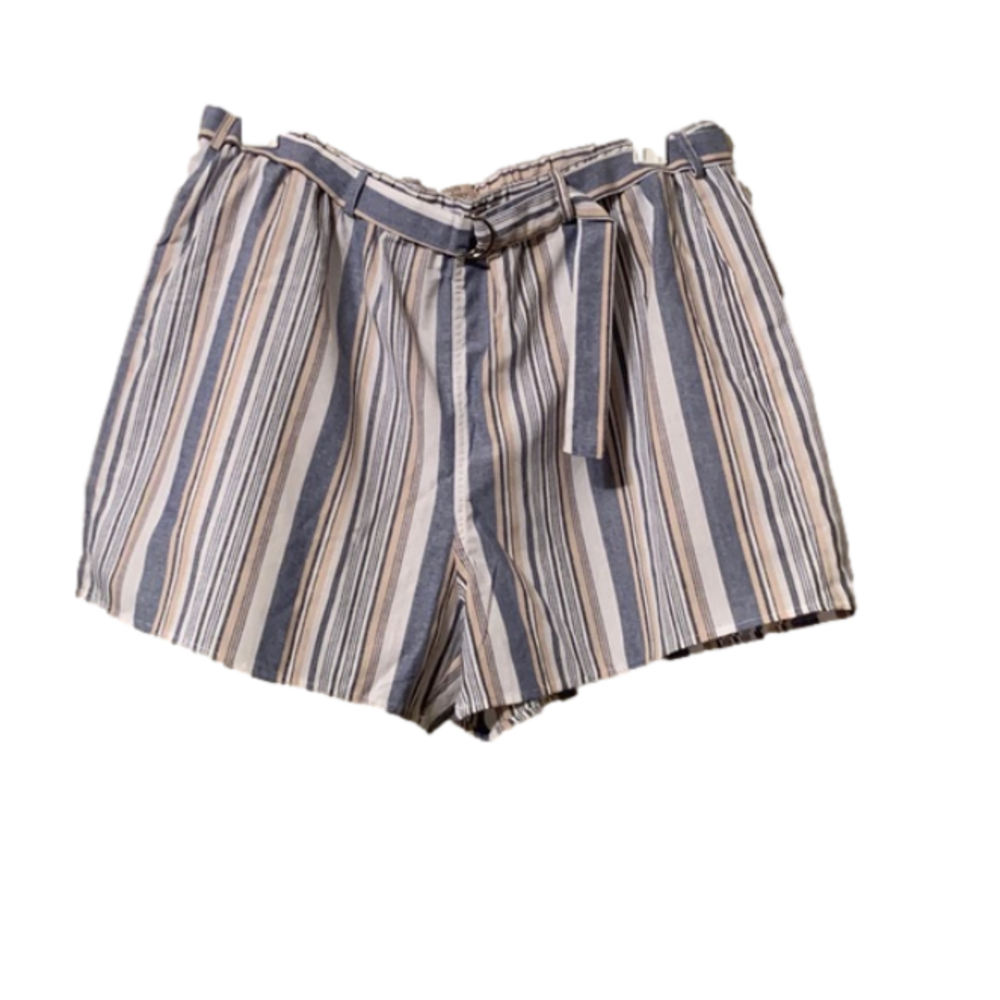 New!!! Super comfy striped shorts by Dizzy Lizzy. Plus size 2x. Stretchy